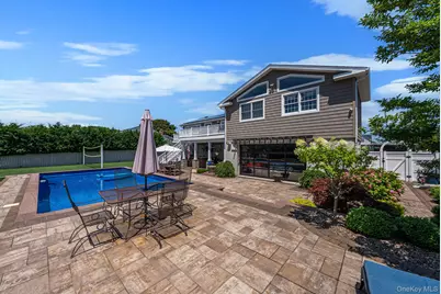 10 Raeburn Court, Babylon, NY 11702 - Photo 10