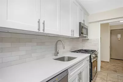 87-10 149th Avenue #5N, Howard Beach, NY 11414 - Photo 12