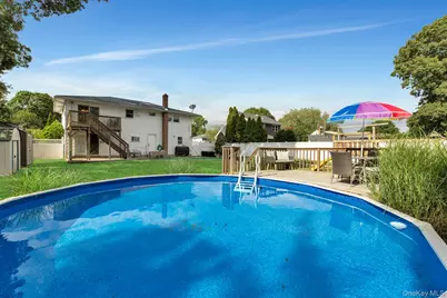 14 Floradora Drive, Mastic, NY 11950 - Photo 18
