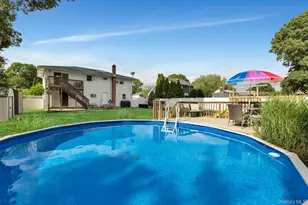 14 Floradora Dr, Mastic, NY 11950 - Photo 18