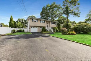 14 Floradora Dr, Mastic, NY 11950 - Photo 2