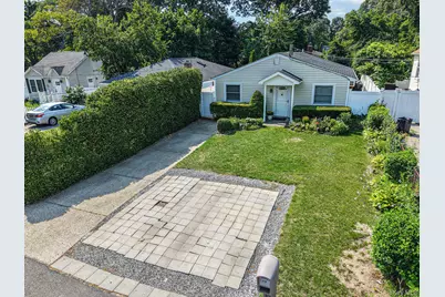 48 Oakmont Avenue, Selden, NY 11784 - Photo 2