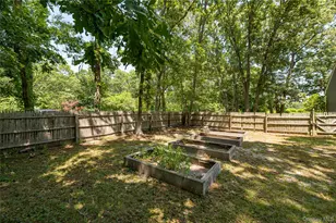 252 Oxhead Rd, Centereach, NY 11720 - Photo 18