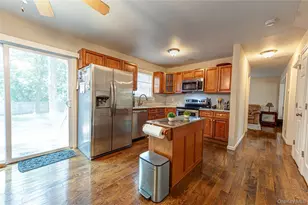 252 Oxhead Rd, Centereach, NY 11720 - Photo 4