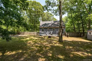 252 Oxhead Rd, Centereach, NY 11720 - Photo 16
