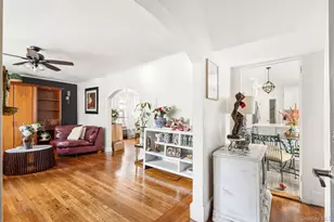 43 Davis Ave, White Plains, NY 10605 - Photo 10