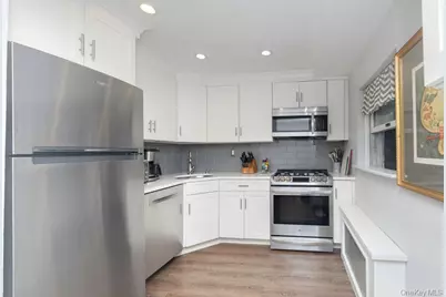 15 Leewood Circle #1R, Eastchester, NY 10709 - Photo 4