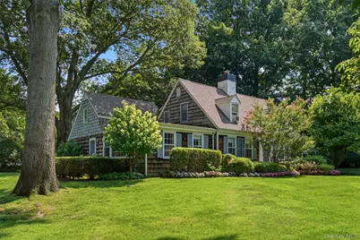 1936 Midlane, Muttontown, NY 11791 - Photo 4