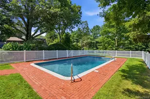 1936 Midlane, Muttontown, NY 11791 - Photo 30