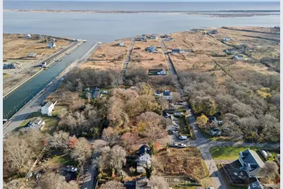 83 Elm Road E, Mastic Beach, NY 11951 - Photo 26