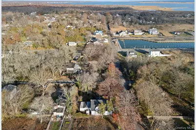 83 Elm Road E, Mastic Beach, NY 11951 - Photo 22
