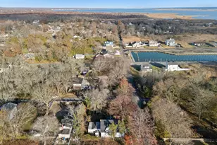 83 Elm Rd E, Mastic Beach, NY 11951 - Photo 22