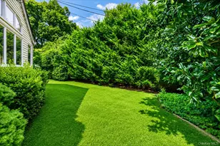 51 Longworth Ave, Dix Hills, NY 11746 - Photo 28