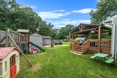61 W End Avenue, Shirley, NY 11967 - Photo 22