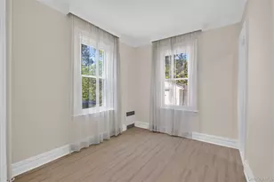33-58 162nd St, Flushing, NY 11358 - Photo 16