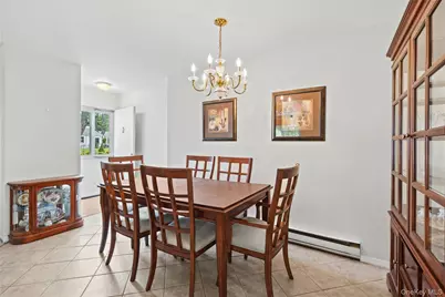 302 Bentley Court W, Saint James, NY 11780 - Photo 14