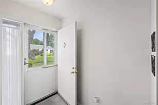 302 Bentley Ct W, Saint James, NY 11780 - Photo 12