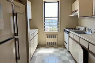 91-15 Lamont Ave, Elmhurst, NY 11373 - Photo 4