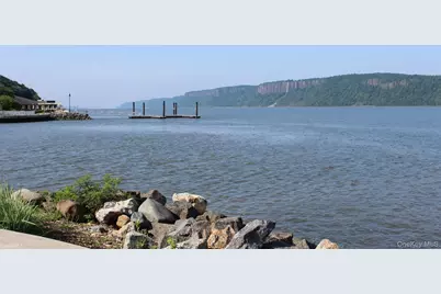 129 Beacon Hill Drive #F15, Dobbs Ferry, NY 10522 - Photo 32