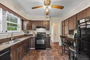 179 Serrano Ave, Hawthorne, NY 10532 - Photo 14