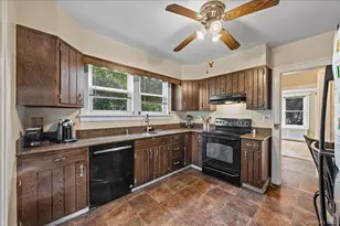 179 Serrano Ave, Hawthorne, NY 10532 - Photo 16