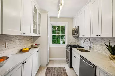 600 Bedford Road #9, Pleasantville, NY 10570 - Photo 10