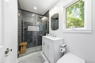 10 Valleywood Dr, Huntington Station, NY 11746 - Photo 24