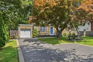 10 Valleywood Dr, Huntington Station, NY 11746 - Photo 2