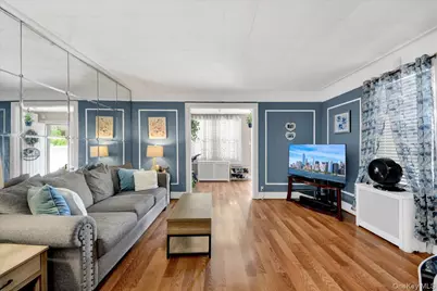 322 Logan Avenue, Bronx, NY 10465 - Photo 6