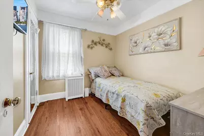 322 Logan Avenue, Bronx, NY 10465 - Photo 20