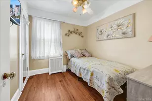 322 Logan Ave, Bronx, NY 10465 - Photo 20
