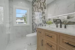 1025 Mirabelle Ave, Westbury, NY 11590 - Photo 16