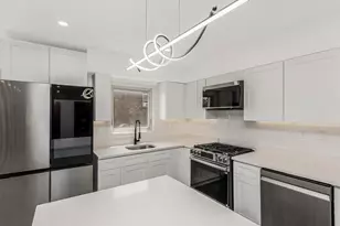 1066 E 219th St, Bronx, NY 10469 - Photo 10