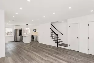 1066 E 219th St, Bronx, NY 10469 - Photo 4