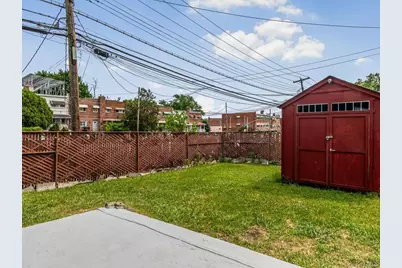 1066 E 219th Street, Bronx, NY 10469 - Photo 30