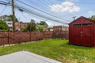 1066 E 219th St, Bronx, NY 10469 - Photo 30