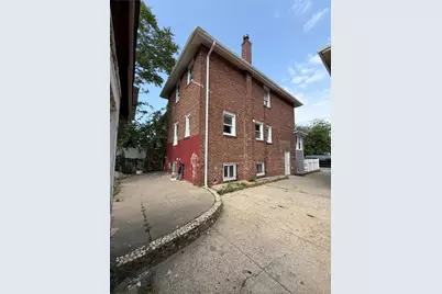 2431 Deerfield Road, Far Rockaway, NY 11691 - Photo 2