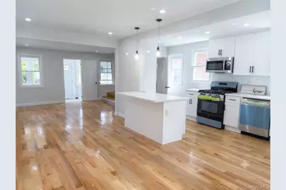 2431 Deerfield Road, Far Rockaway, NY 11691 - Photo 4