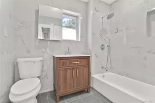 42 Satterie Ave, Valley Stream, NY 11580 - Photo 28