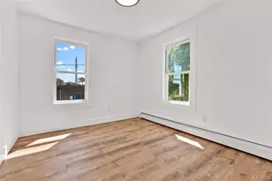 42 Satterie Ave, Valley Stream, NY 11580 - Photo 18