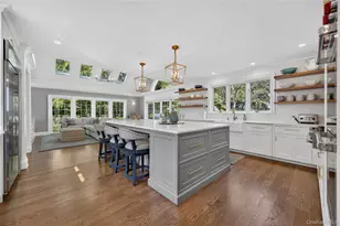 2 Lands End Rd, Locust Valley, NY 11560 - Photo 12