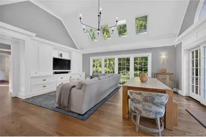 2 Lands End Road, Locust Valley, NY 11560 - Photo 18