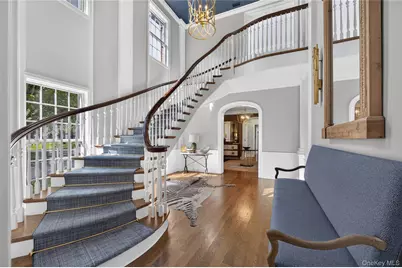 2 Lands End Road, Locust Valley, NY 11560 - Photo 24