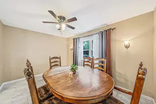 10 Turnpike Blvd, Middle Island, NY 11953 - Photo 14