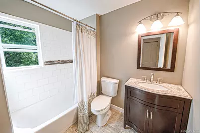 10 Turnpike Boulevard, Middle Island, NY 11953 - Photo 20