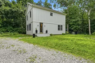 13595 Soundview Ave, Southold, NY 11971 - Photo 2
