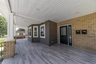 57 Earle Ave, Lynbrook, NY 11563 - Photo 2