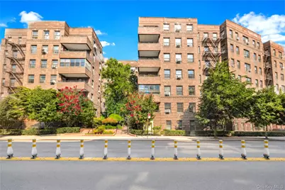 6940 Yellowstone Boulevard #9 & 10, Forest Hills, NY 11375 - Photo 24