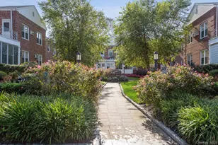 1385 Broadway, Hewlett, NY 11577 - Photo 20
