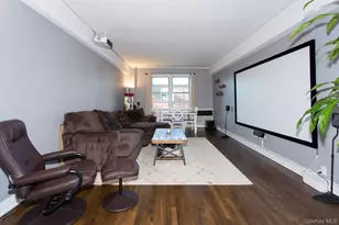 1385 Broadway, Hewlett, NY 11577 - Photo 2
